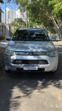 MITSUBISHI OUTLANDER 2.0 16V GASOLINA 4P AUTOMÁTICO